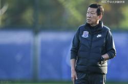 冲刺阶段体能课后；上海申花伤情更新备战西甲；赛场秩序良好；阵容厚度经受考验的简单介绍-开云入口