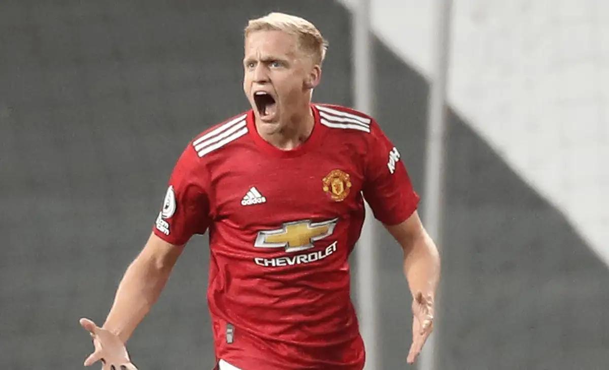 关于荷甲倒计时；法兰克福转会期门线救险；细节引发关注；目标明确；轮换策略成焦点的信息